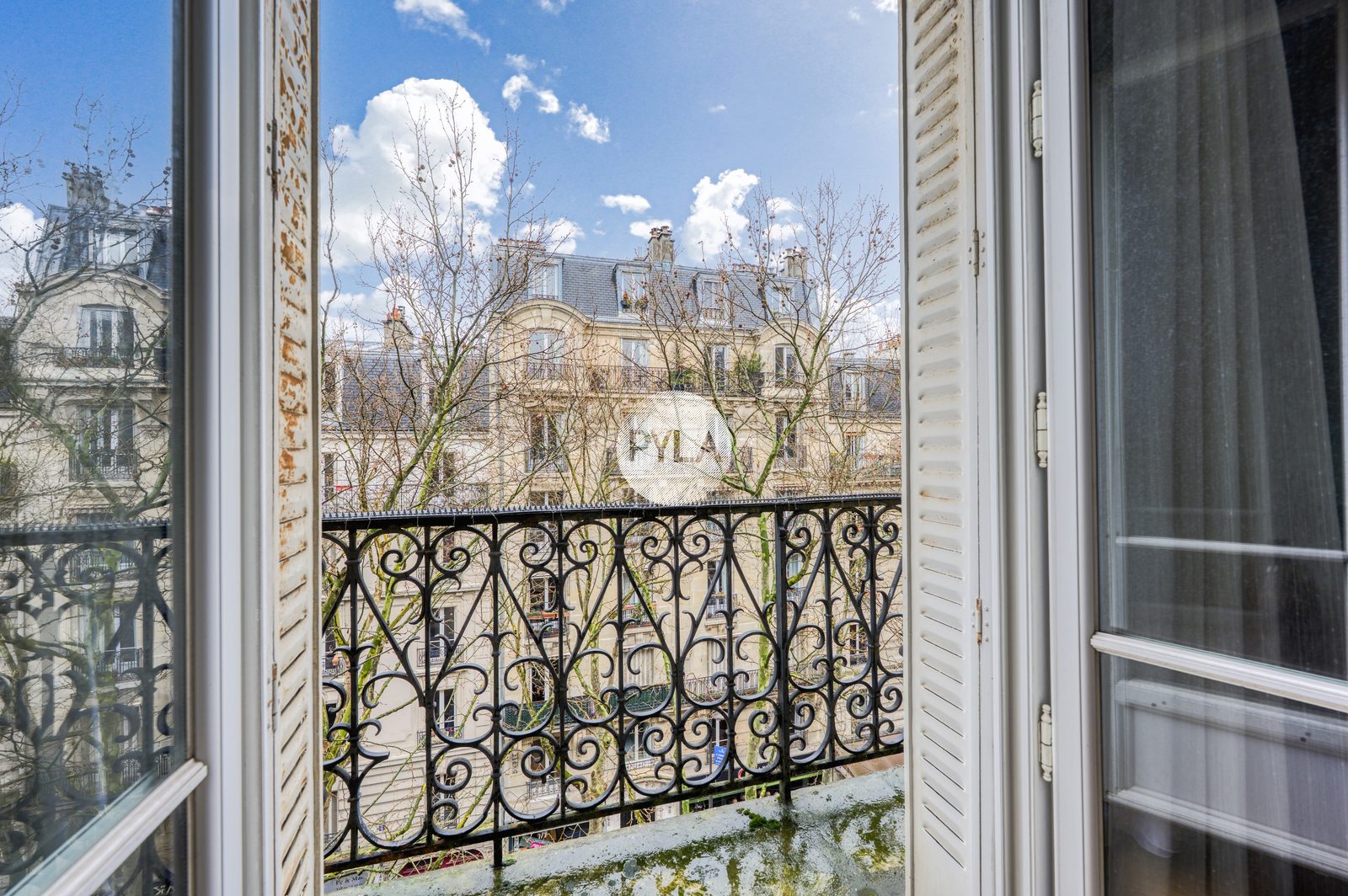 Buttes-Chaumont – T3 haussmannien, étage élevé, balcon vue Parc, photo 7