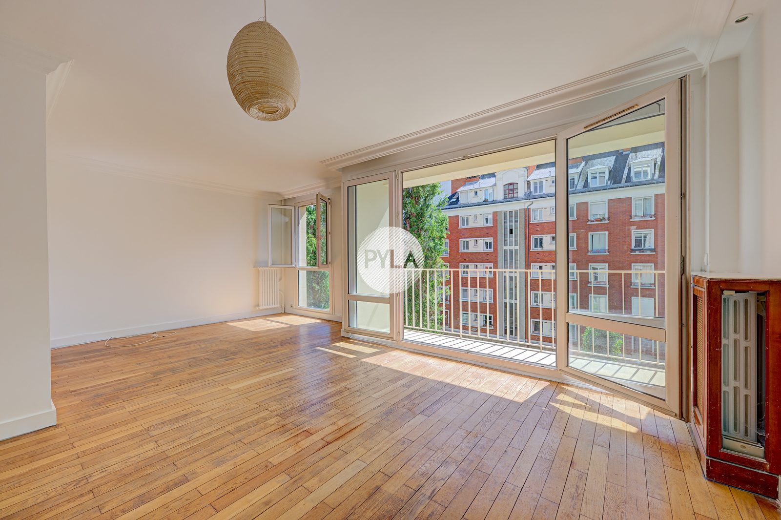 Boucicaut / Lourmel – T4, balcons, traversant, cave & parking, photo 2