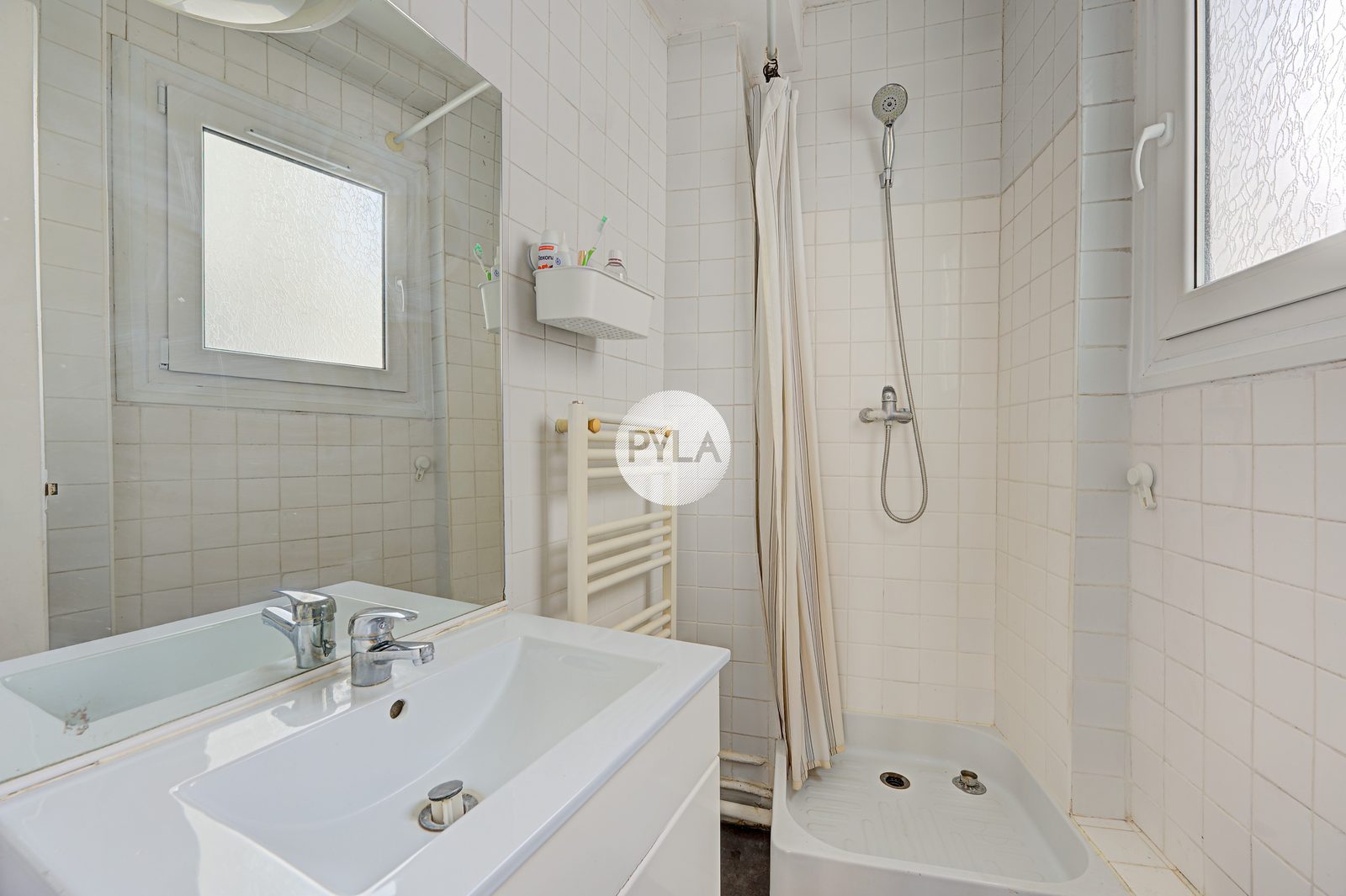 Rue Montcalm – T2 lumineux, 4e étage, cave, photo 8