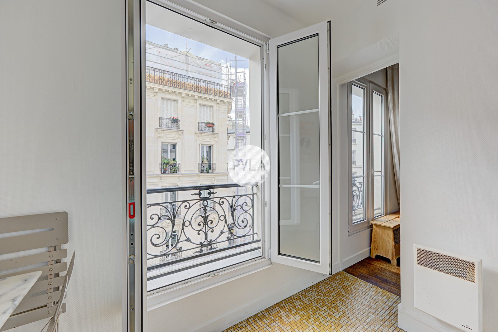 Rue Montcalm – T2 lumineux, 4e étage, cave, photo 9