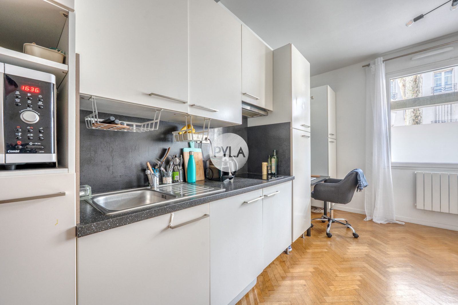 Rue Paul Barruel – Studio meublé, cave, photo 5
